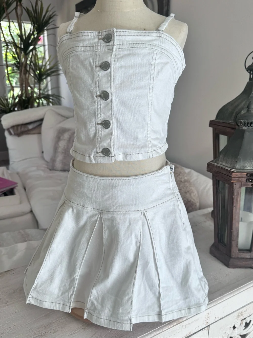 art class White Denim Pleated Skirt and Top Set (Size 8)